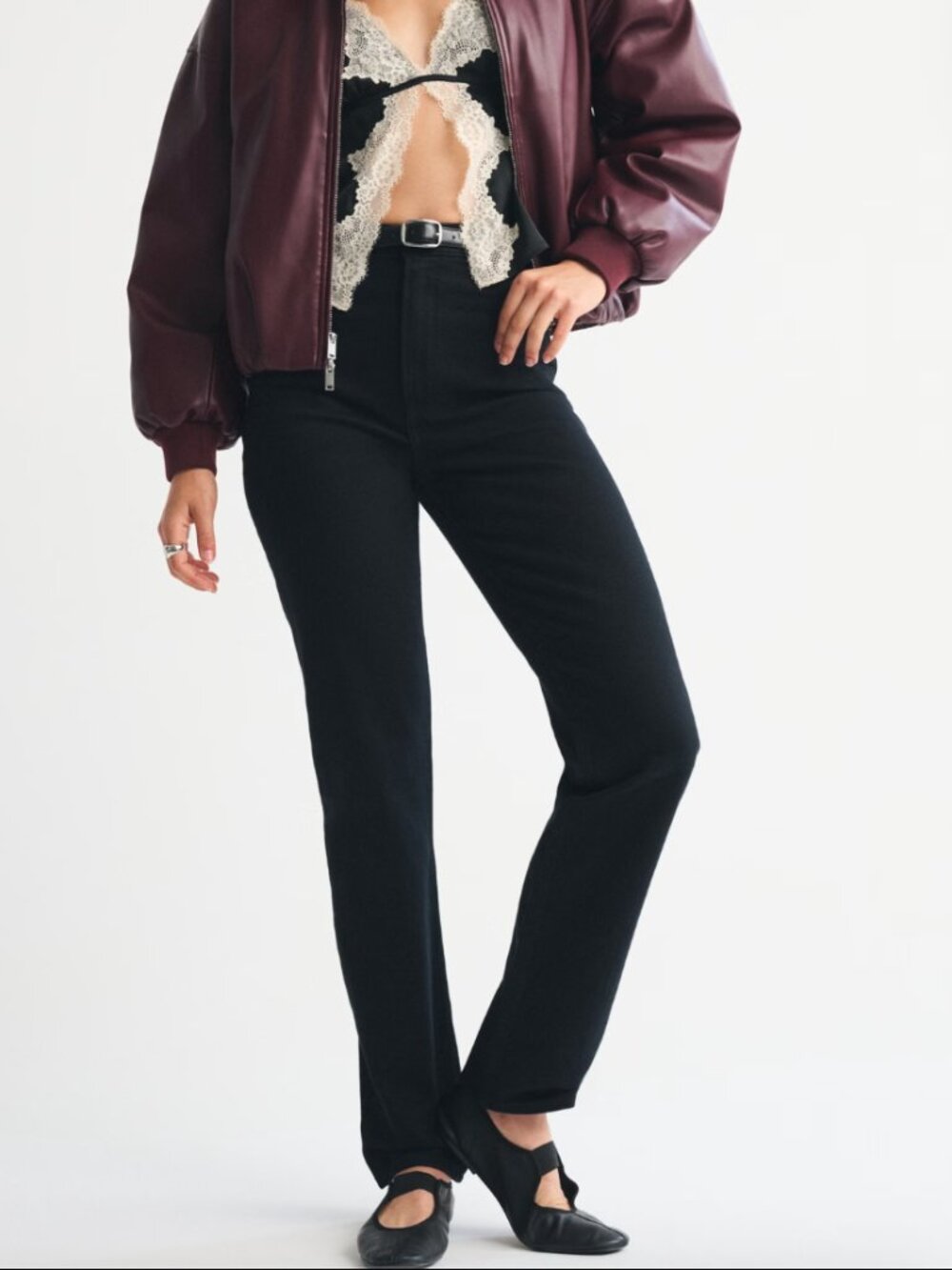 Abercrombie & Fitch Ultra High Rise 90s Straight Jean Black 00